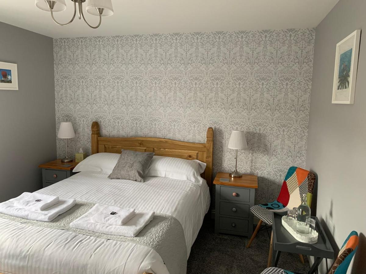 Hensleigh House Bed & Breakfast Charmouth Eksteriør bilde