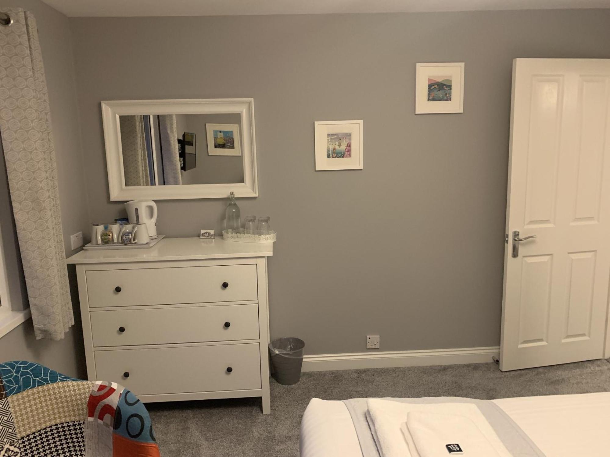 Hensleigh House Bed & Breakfast Charmouth Rom bilde